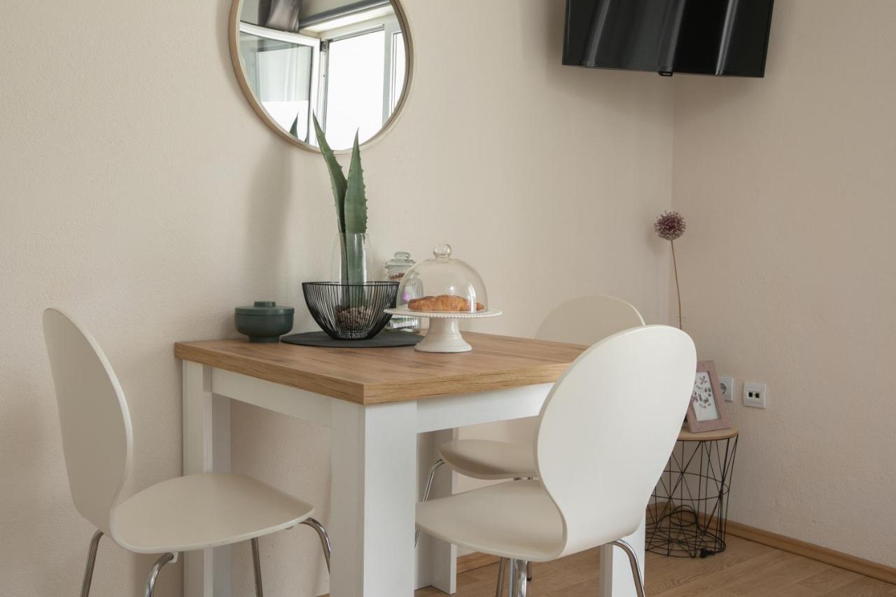 Sea View Ela Apartments Подгора Экстерьер фото