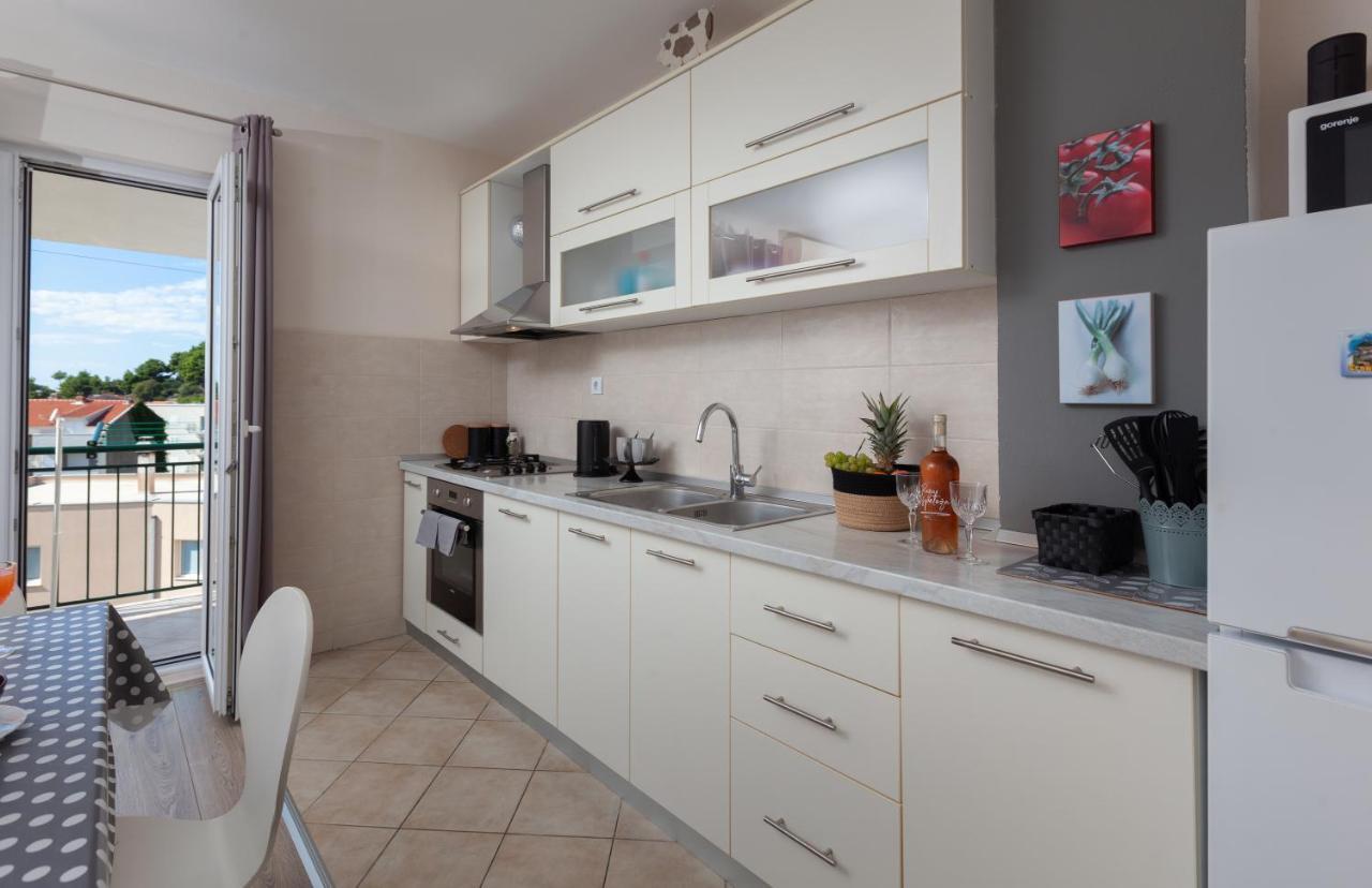 Sea View Ela Apartments Подгора Экстерьер фото